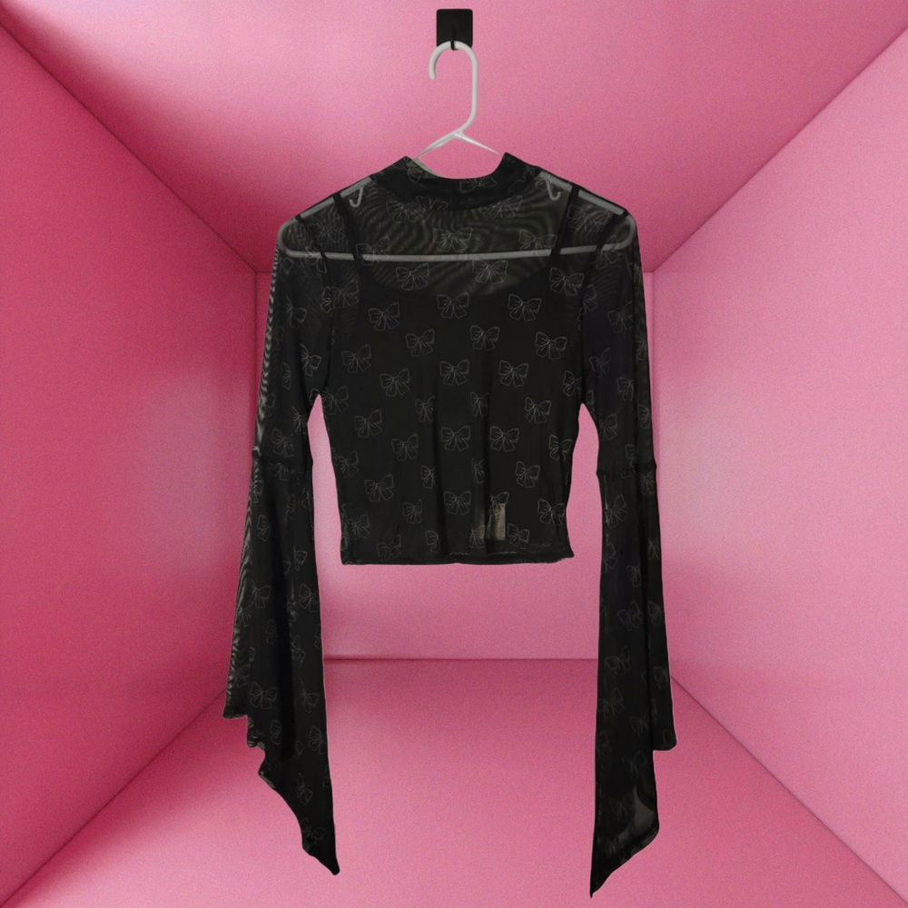 ⭐️NWT⭐️ Sheer Black 🎀 Print Bell Sleeve Top